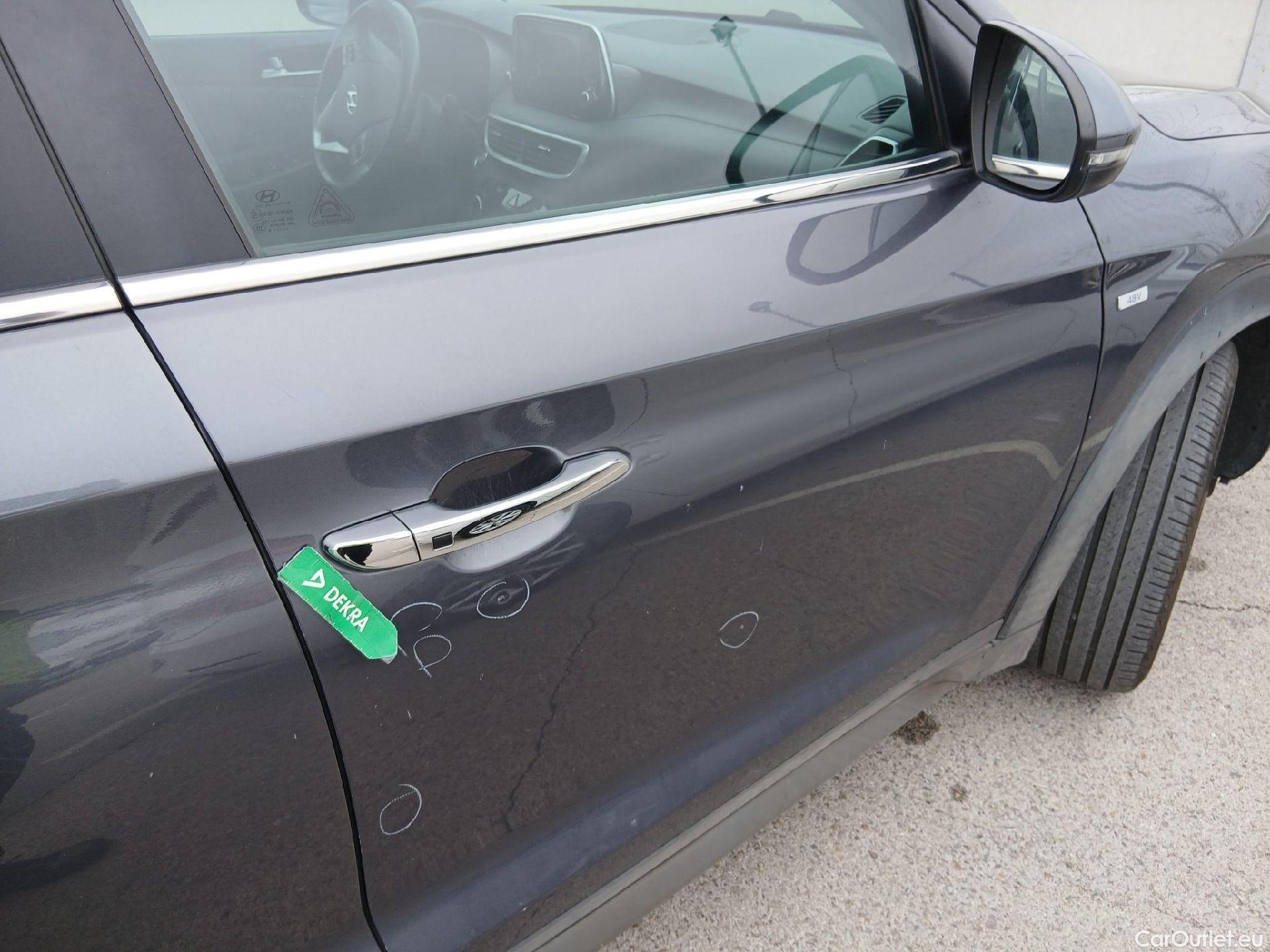  Hyundai  Tucson HYUNDAI  / 2018 / 5P / todoterreno 1.6 CRDI 85kW (116CV) 48V Tecno 4X2 #53