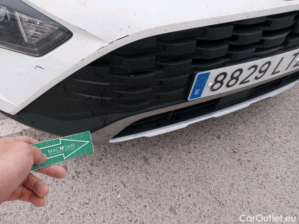  Hyundai  Bayon HYUNDAI  / 2021 / 5P / todoterreno 1.2 MPI Essence #8