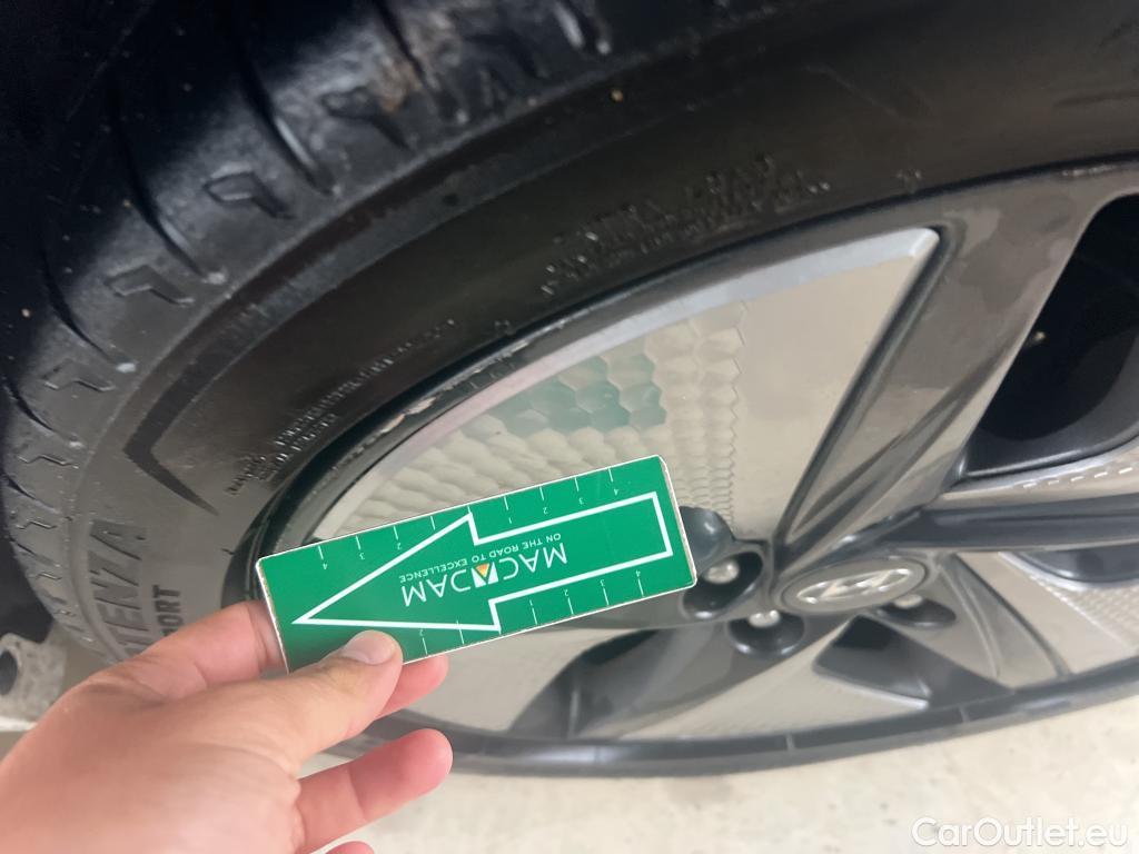  Hyundai   Ioniq HYUNDAI / 2019 / 5P / berlina con portón 1.6 GDI HEV Tecno DCT #10