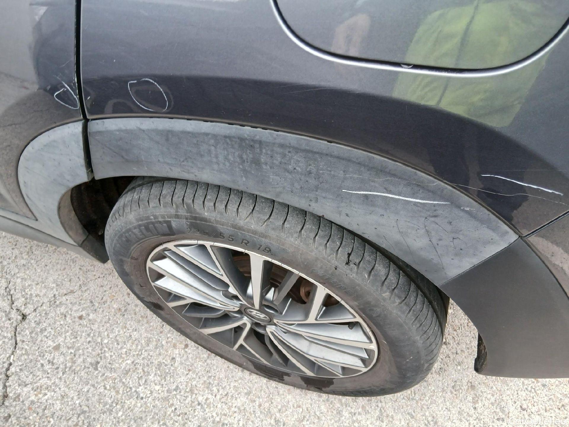  Hyundai  Tucson HYUNDAI  / 2018 / 5P / todoterreno 1.6 CRDI 85kW (116CV) 48V Tecno 4X2 #28