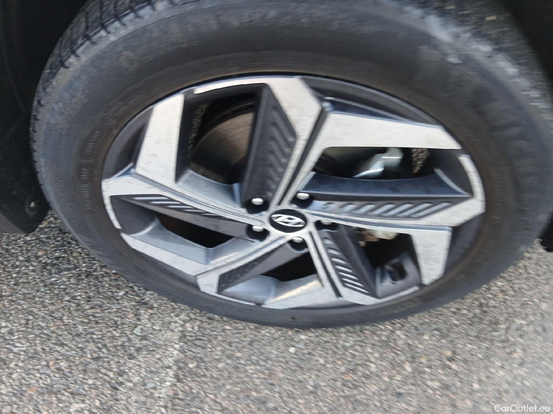  Hyundai  Tucson HYUNDAI  / 2020 / 5P / todoterreno 1.6 TGDI PHEV 195kW Style Auto 4x4 #8