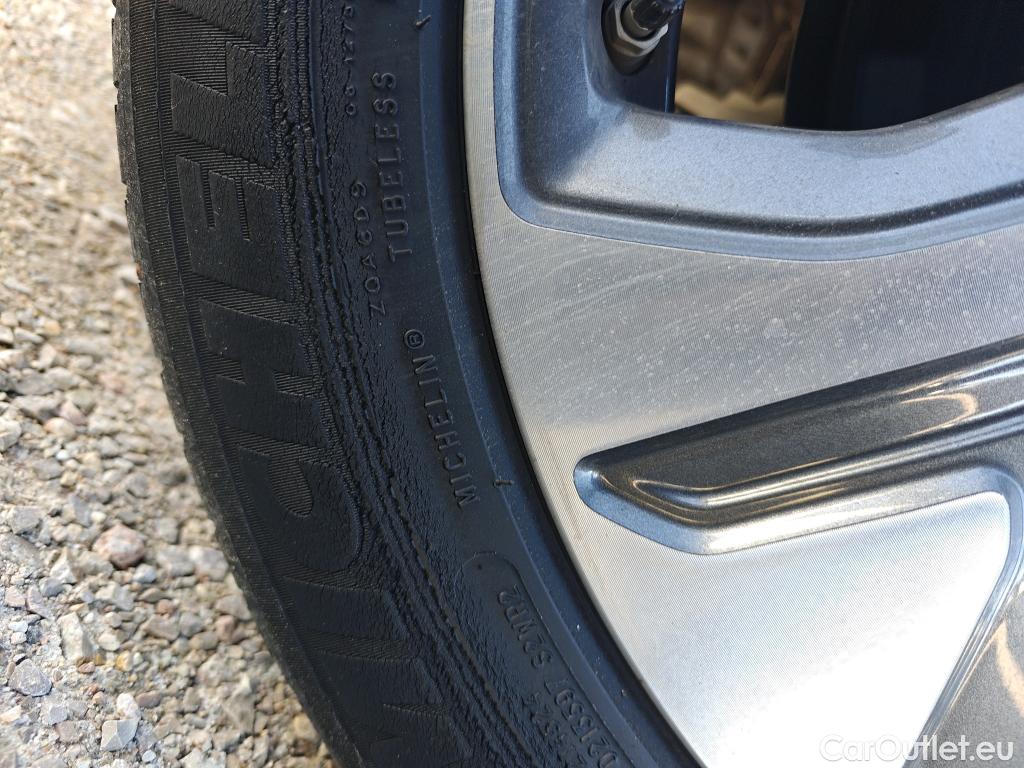  KIA  Niro KIA e- / 2016 / 5P / crossover e- 150kW (204CV) Drive (Long Range) #14