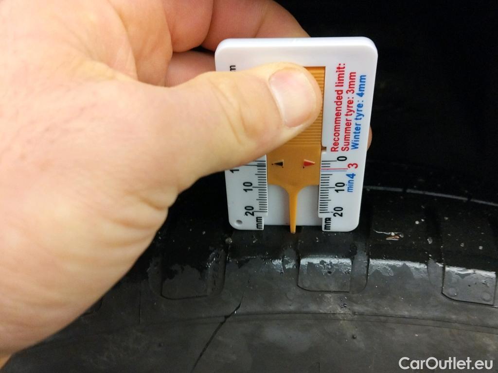  DS  DS7 DS DS 7 Crossback / 2017 / 5P / todoterreno BlueHDi DE 96kW (130CV) Auto. CHIC (AC) #6