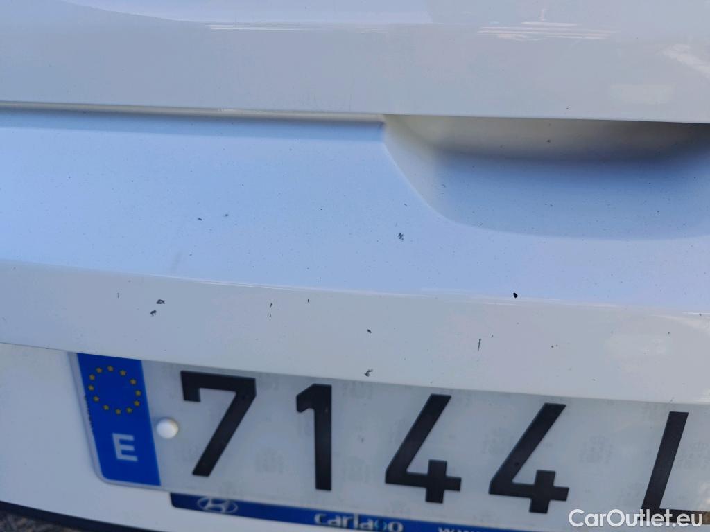  KIA  Niro KIA e- / 2016 / 5P / crossover e- 150kW (204CV) Drive (Long Range) #47