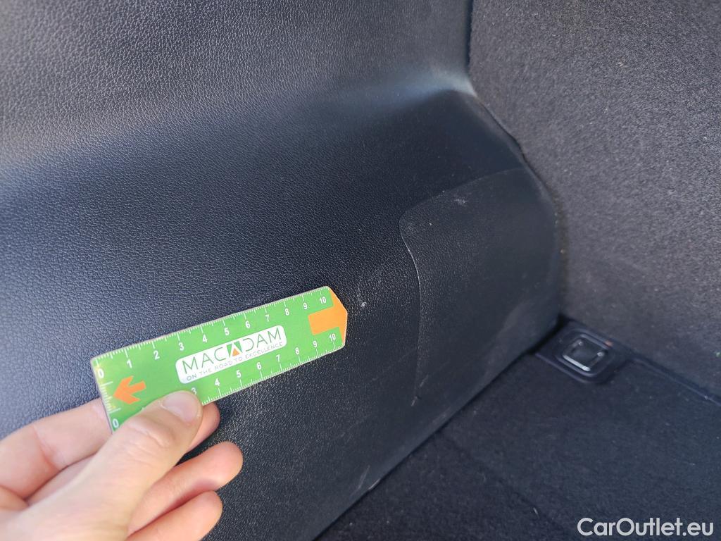  KIA  Niro KIA e- / 2016 / 5P / crossover e- 150kW (204CV) Drive (Long Range) #41