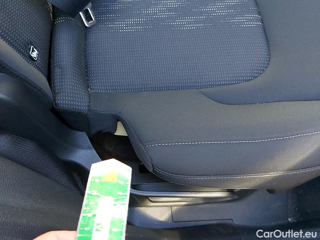  KIA  Sportage KIA  / 2022 / 5P / todoterreno 1.6 T-GDi MHEV 118kW (160CV) Drive 17