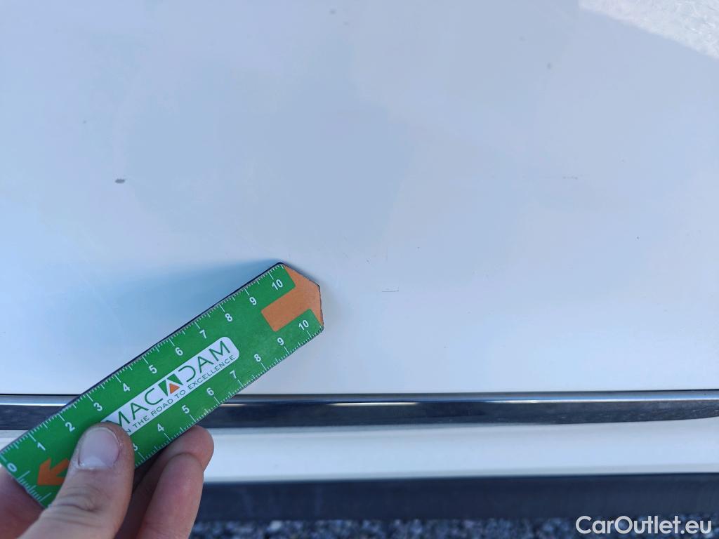  KIA  Niro KIA e- / 2016 / 5P / crossover e- 150kW (204CV) Drive (Long Range) #23