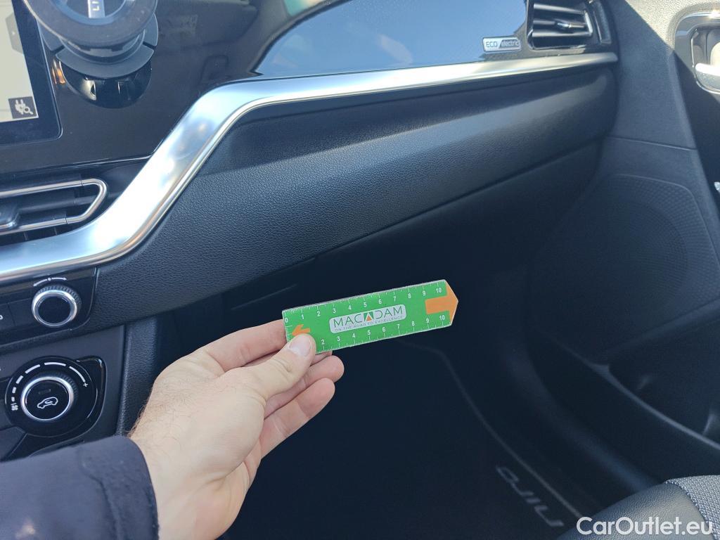  KIA  Niro KIA e- / 2016 / 5P / crossover e- 150kW (204CV) Drive (Long Range) #37