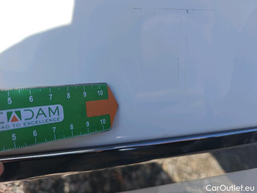  KIA  Niro KIA e- / 2016 / 5P / crossover e- 150kW (204CV) Drive (Long Range) #36