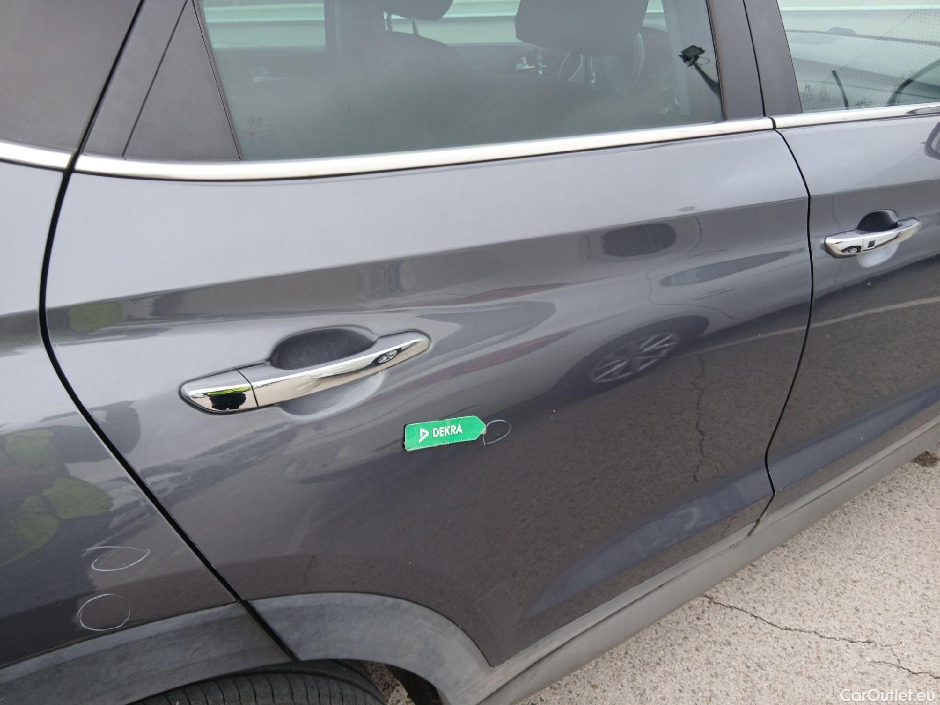  Hyundai  Tucson HYUNDAI  / 2018 / 5P / todoterreno 1.6 CRDI 85kW (116CV) 48V Tecno 4X2 #48