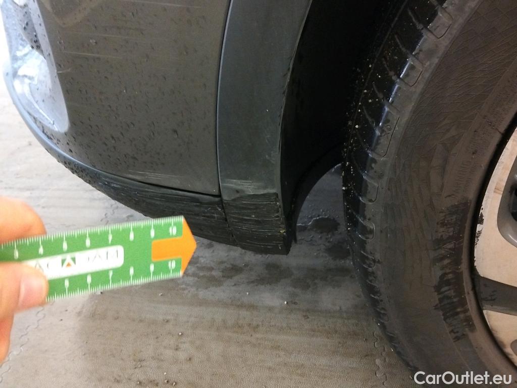  DS  DS7 DS DS 7 Crossback / 2017 / 5P / todoterreno BlueHDi DE 96kW (130CV) Auto. CHIC (AC) #22