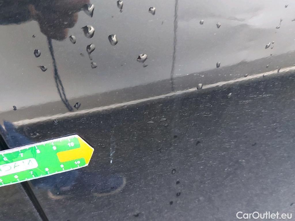  KIA  Sportage KIA  / 2022 / 5P / todoterreno 1.6 T-GDi MHEV 118kW (160CV) Drive 17