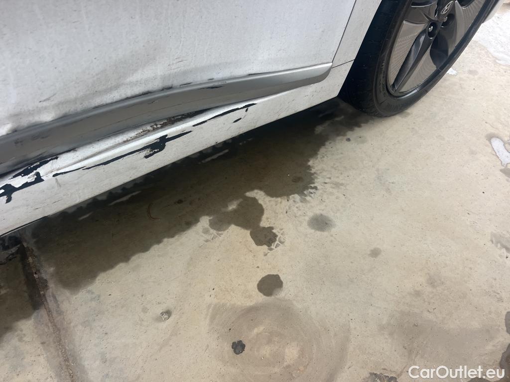  Hyundai   Ioniq HYUNDAI / 2019 / 5P / berlina con portón 1.6 GDI HEV Tecno DCT #5