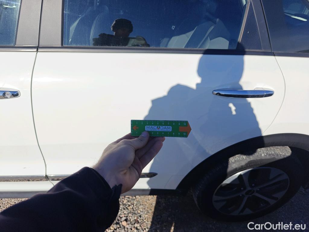  KIA  Niro KIA e- / 2016 / 5P / crossover e- 150kW (204CV) Drive (Long Range) #33