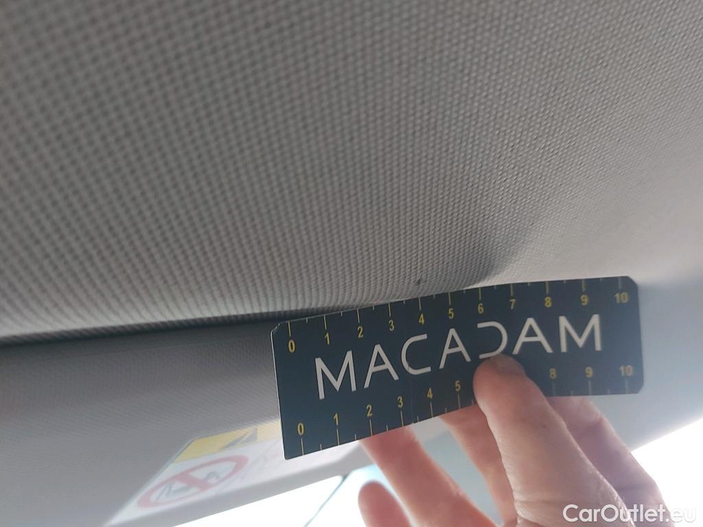  Hyundai   Ioniq HYUNDAI / 2019 / 5P / berlina con portón 1.6 GDI HEV Tecno DCT #2