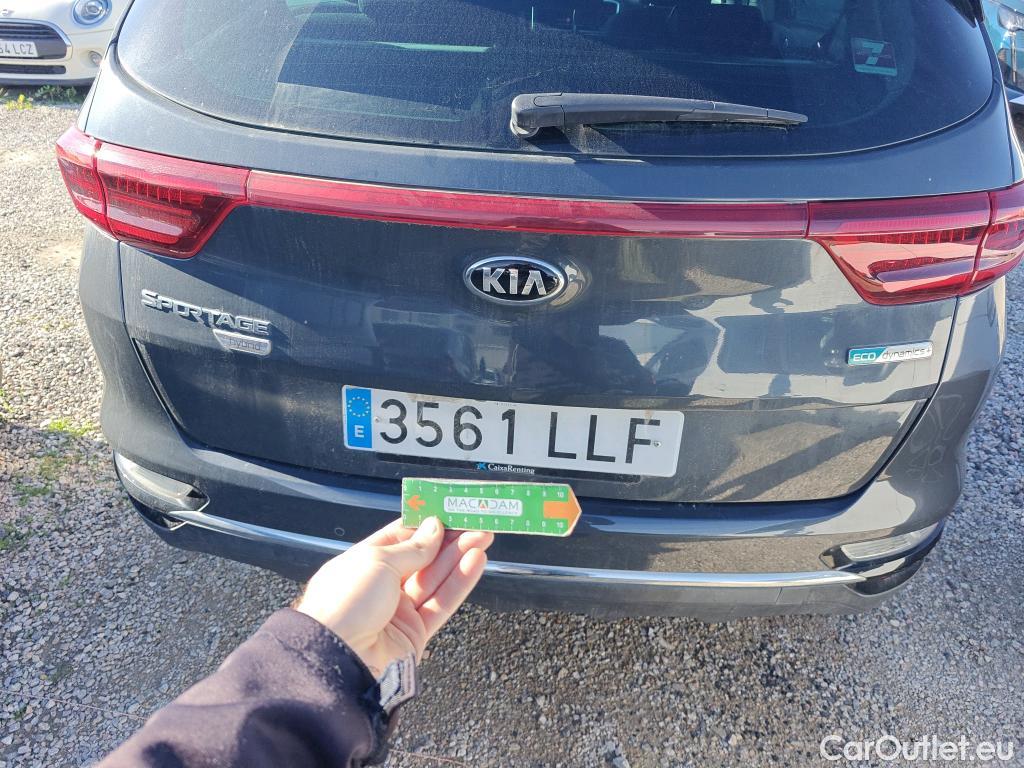  KIA  Sportage KIA  1.6MHEV Drive 100kW(136CV) 4x2(Crist Tintados) #1