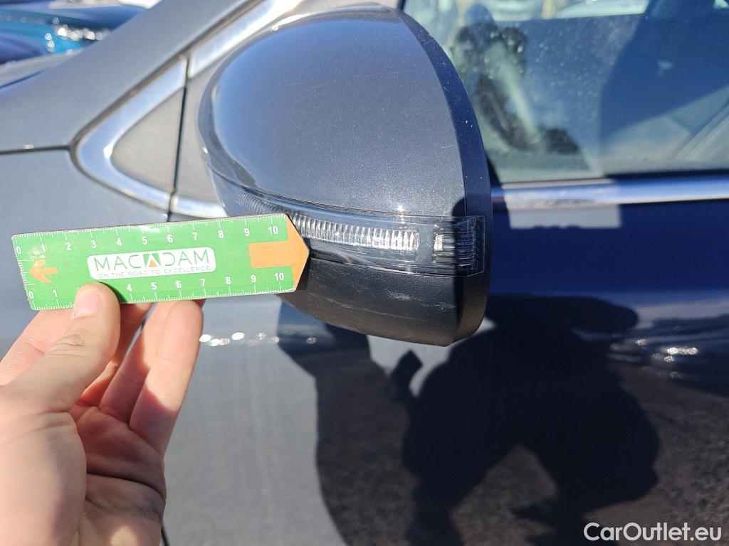  KIA  Sportage KIA  1.6MHEV Drive 100kW(136CV) 4x2(Crist Tintados) #57