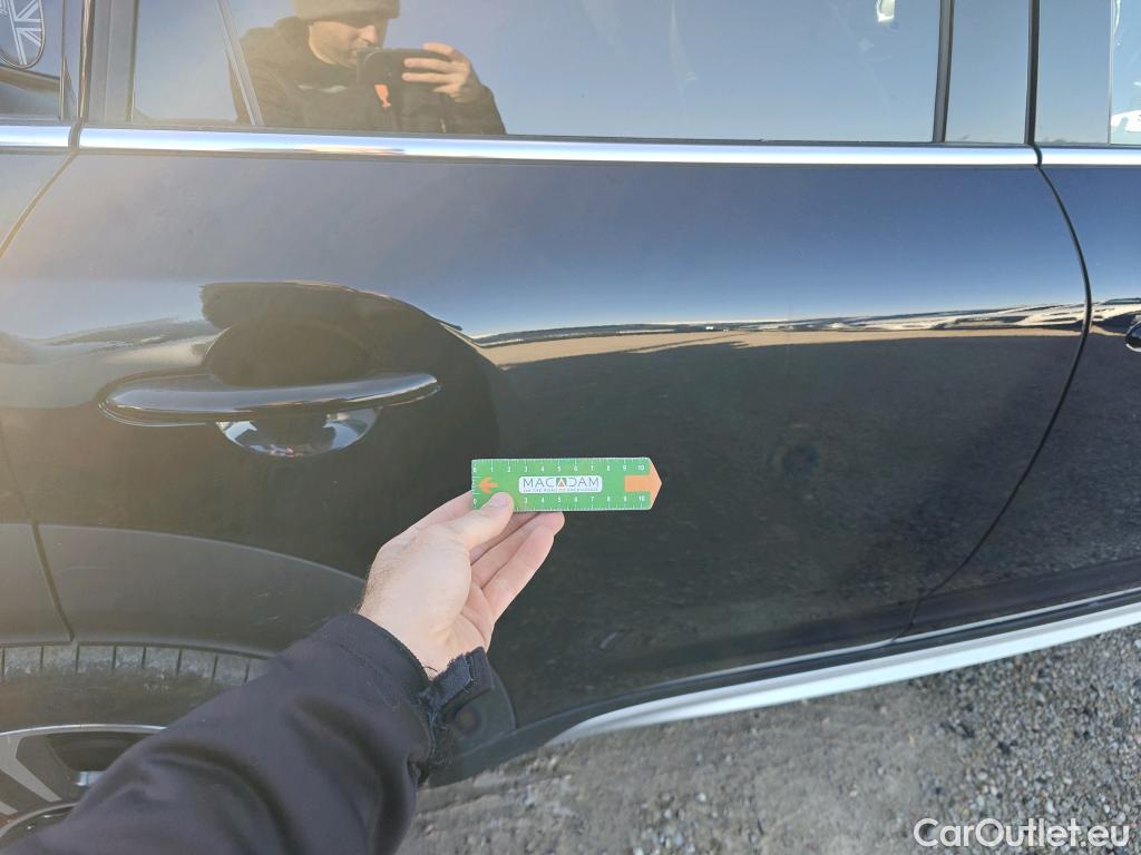  Mini  Countryman MINI  / 2020 / 5P / berlina con portón Cooper S E ALL4 #33