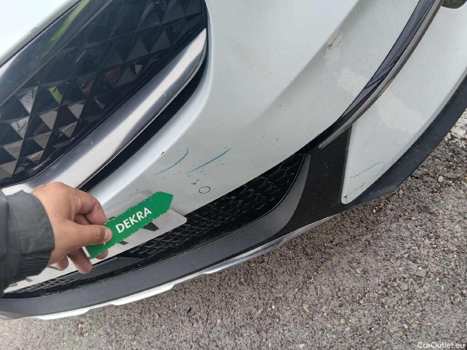  KIA  XCeed KIA  / 2019 / 5P / todoterreno 1.6 GDi PHEV 104kW (141CV) eMotion #5