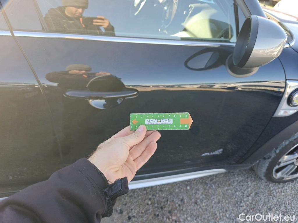  Mini  Countryman MINI  / 2020 / 5P / berlina con portón Cooper S E ALL4 #37