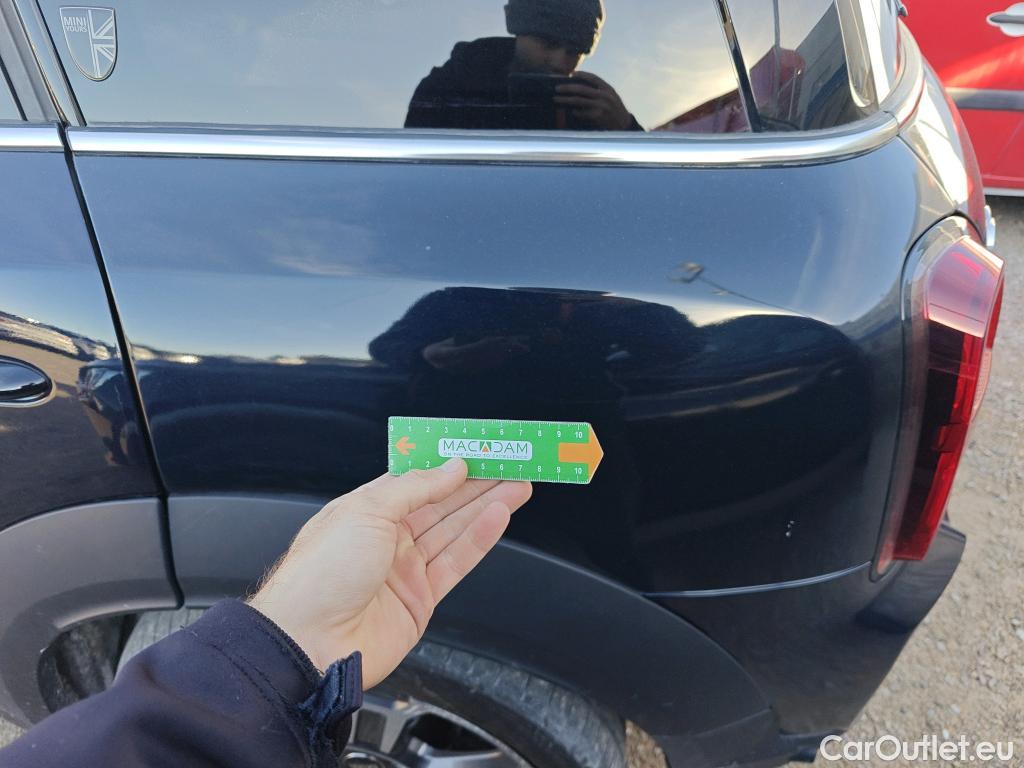  Mini  Countryman MINI  / 2020 / 5P / berlina con portón Cooper S E ALL4 #35