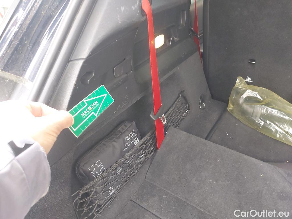  Mercedes  G-Klasee MERCEDES-BENZ GLE / 2018 / 5P / todoterreno AMG GLE 53 4MATIC+ #32