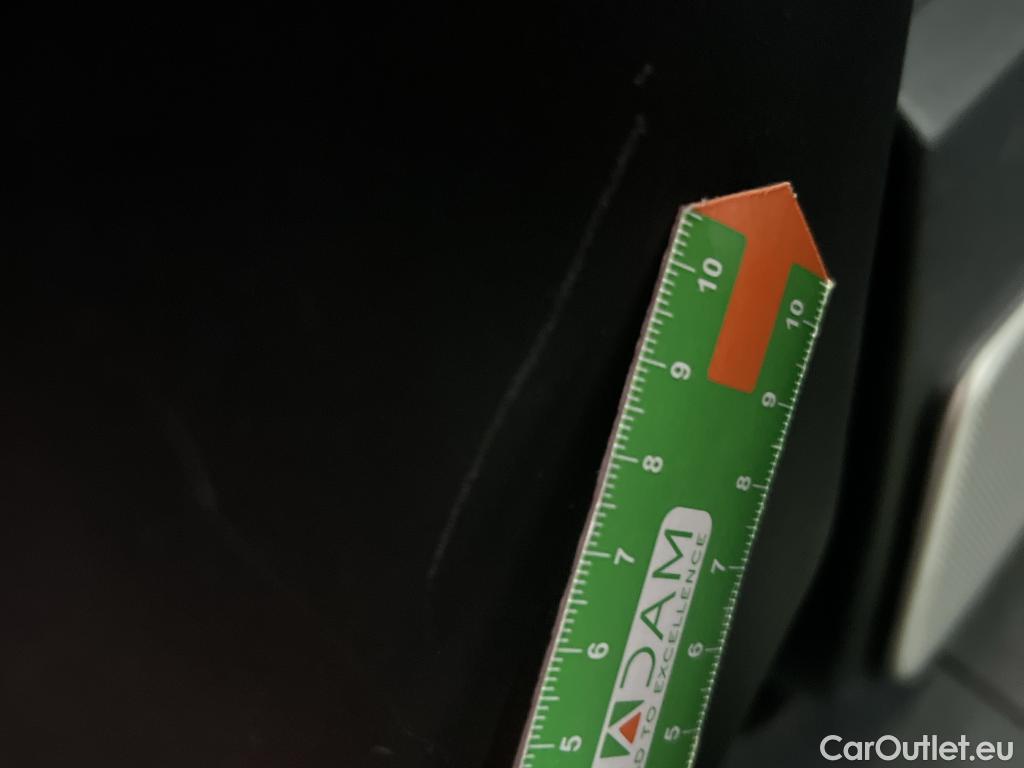  Land Rover  Range Rover LAND ROVER  Velar / 2017 / 5P / todoterreno 2.0D I4 150kW Landmark Edition 4WD Auto(SP) #21