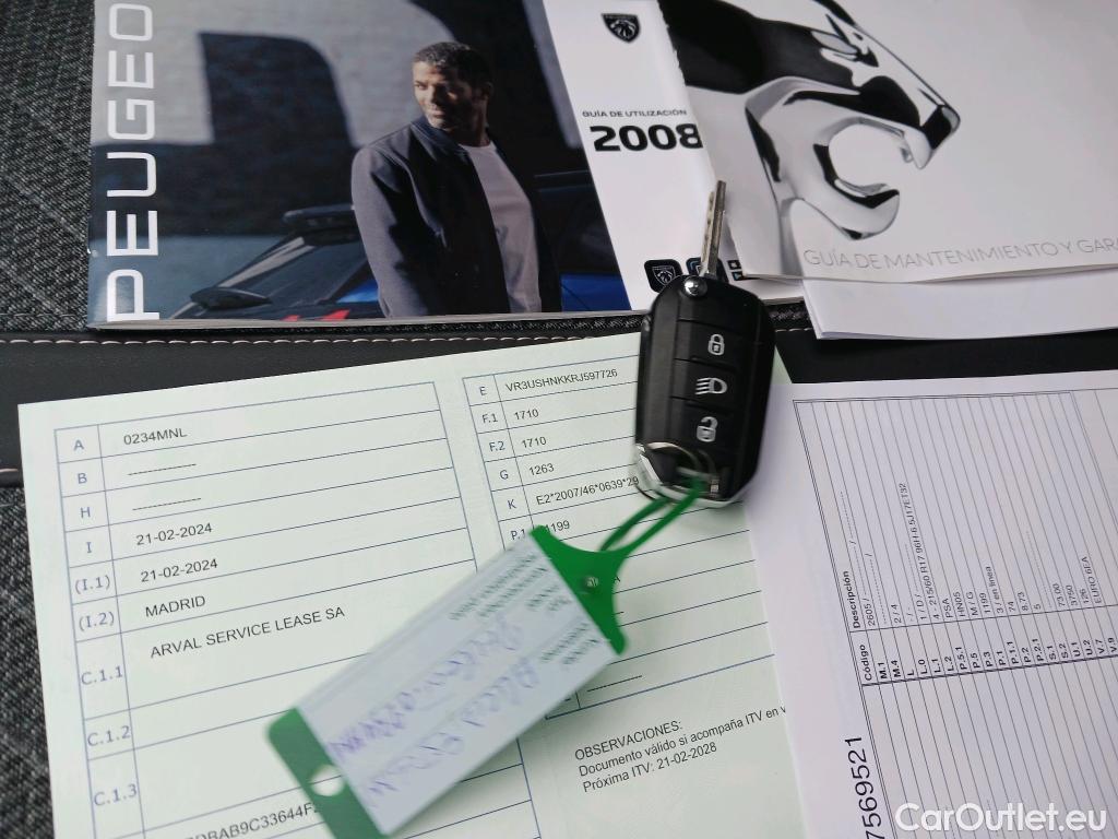  Peugeot  2008 PEUGEOT  Allure Puretech 100 S&S 6 Vel. MAN #3