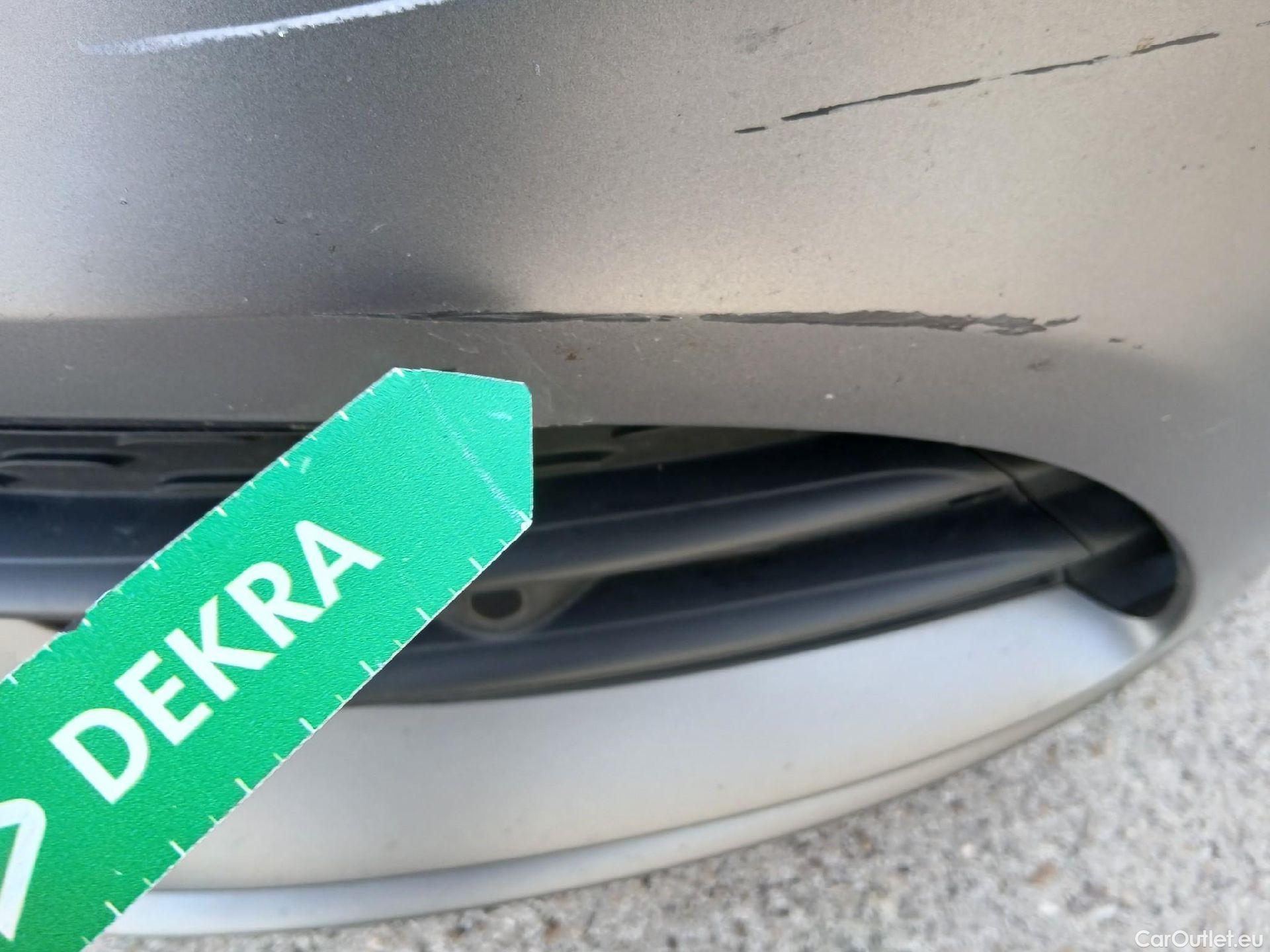  Mercedes  CLA-Klasse MERCEDES-BENZ CLA / 2019 / 5P / familiar CLA 250 e Shooting Brake #5