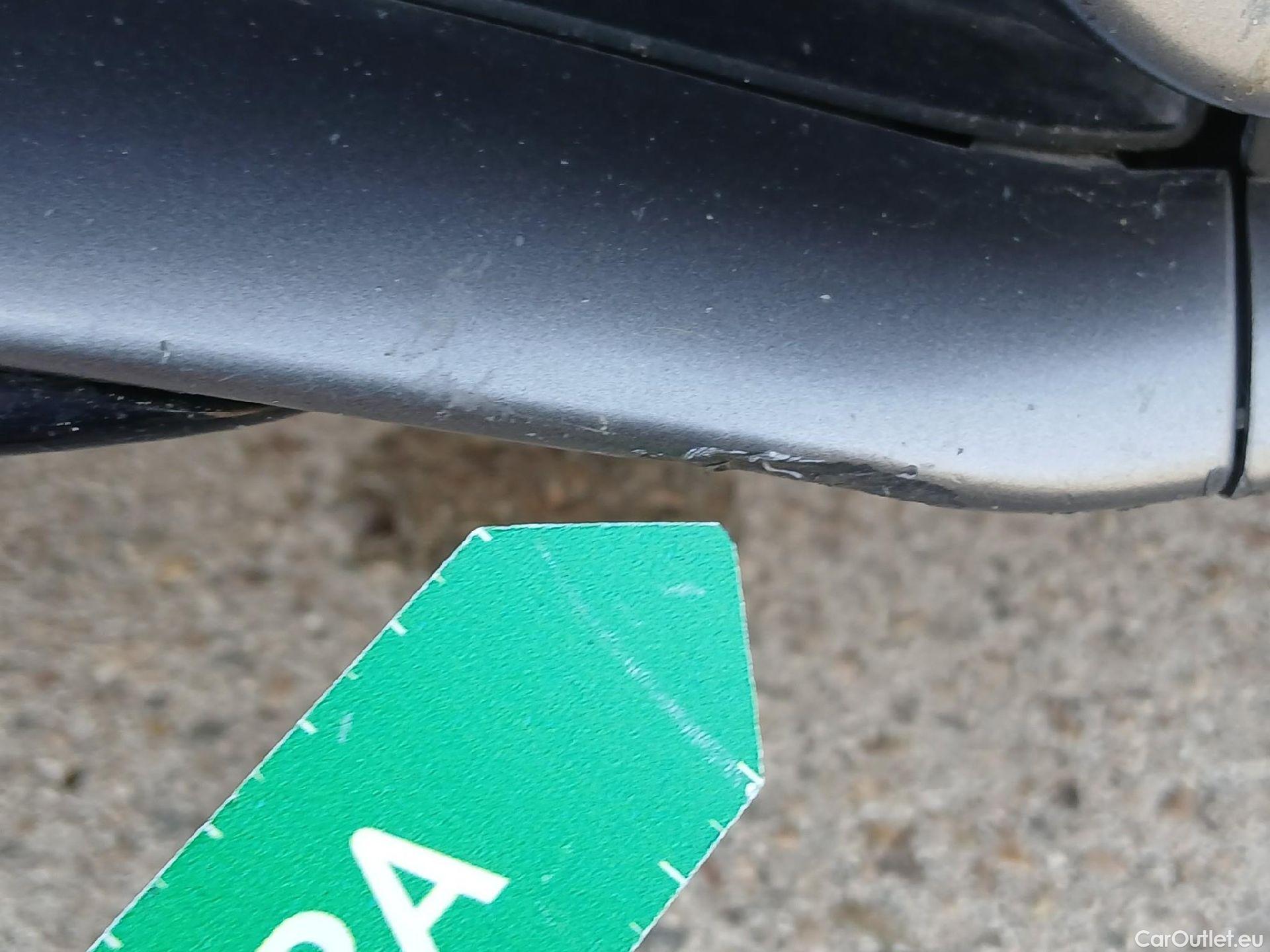  Mercedes  CLA-Klasse MERCEDES-BENZ CLA / 2019 / 5P / familiar CLA 250 e Shooting Brake #7