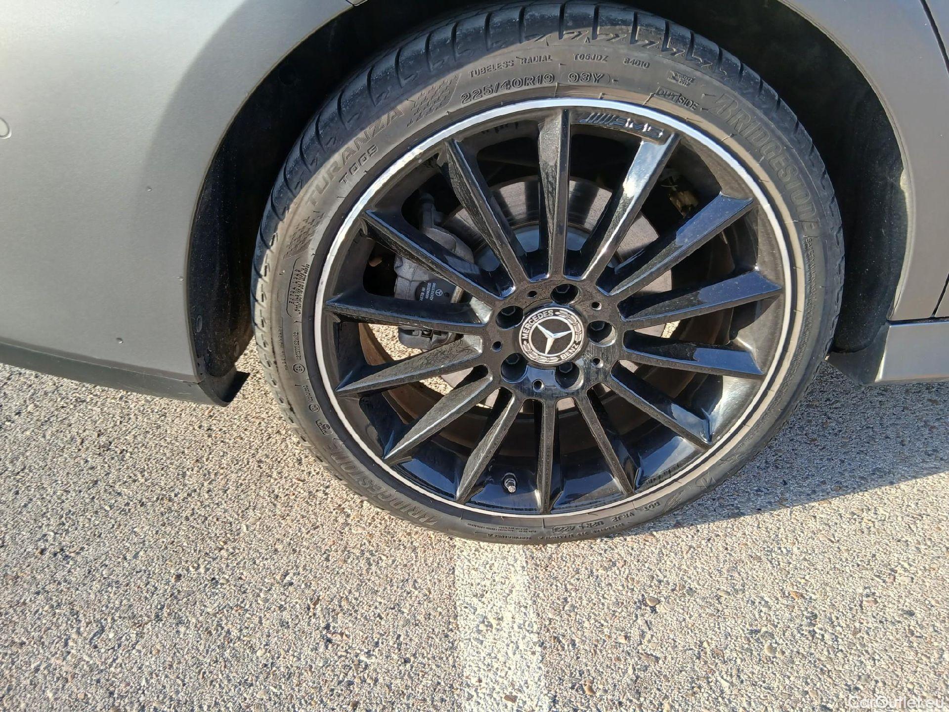  Mercedes  CLA-Klasse MERCEDES-BENZ CLA / 2019 / 5P / familiar CLA 250 e Shooting Brake #27