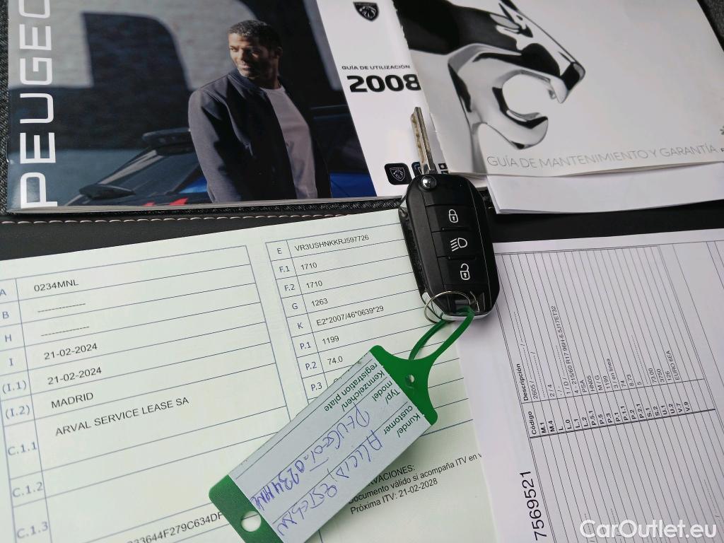  Peugeot  2008 PEUGEOT  Allure Puretech 100 S&S 6 Vel. MAN #4