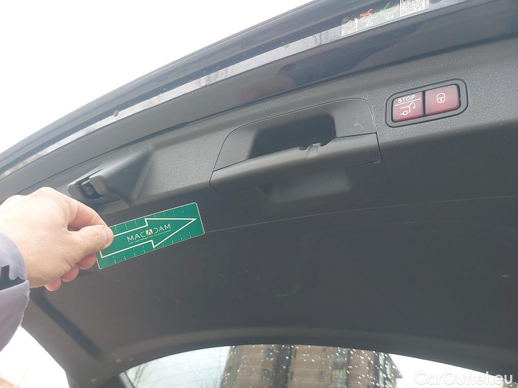  Mercedes  G-Klasee MERCEDES-BENZ GLE / 2018 / 5P / todoterreno AMG GLE 53 4MATIC+ #14