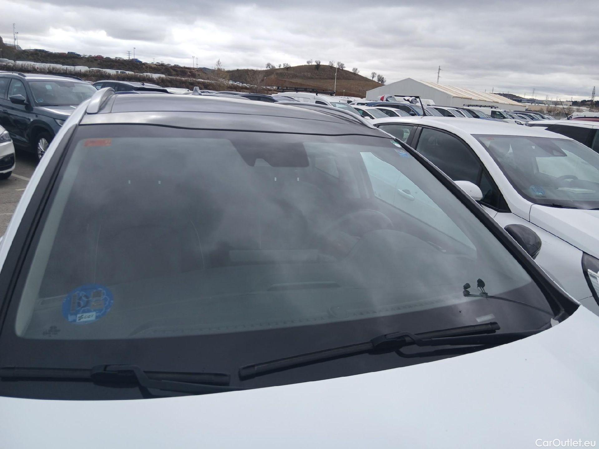  KIA  XCeed KIA  / 2019 / 5P / todoterreno 1.6 GDi PHEV 104kW (141CV) eMotion #7