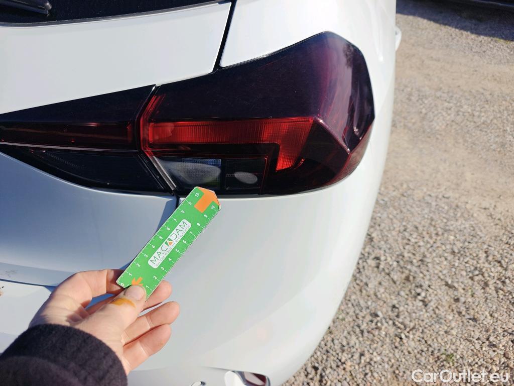  Opel  Corsa OPEL  1.2T XHL 74kW (100CV) Elegance #2