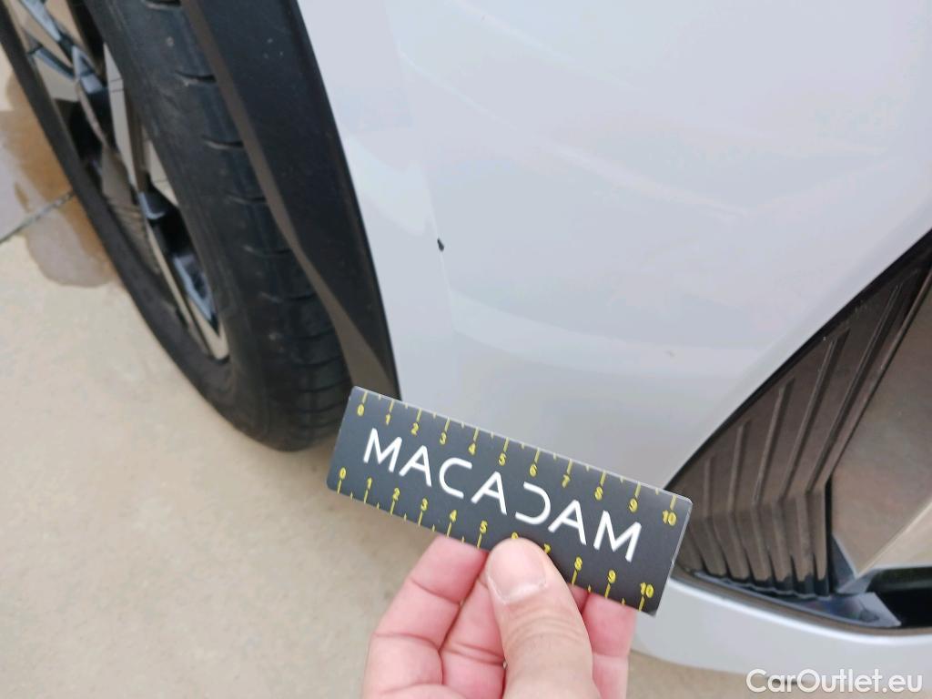  Peugeot  2008 PEUGEOT  Allure Puretech 100 S&S 6 Vel. MAN #9