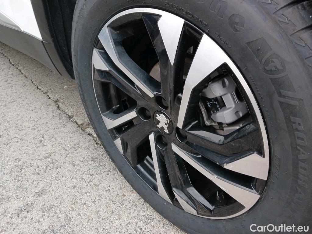 Peugeot  2008 PEUGEOT  / 2019 / 5P / todoterreno Allure Puretech 100 S&S BVM6 (CX) #1