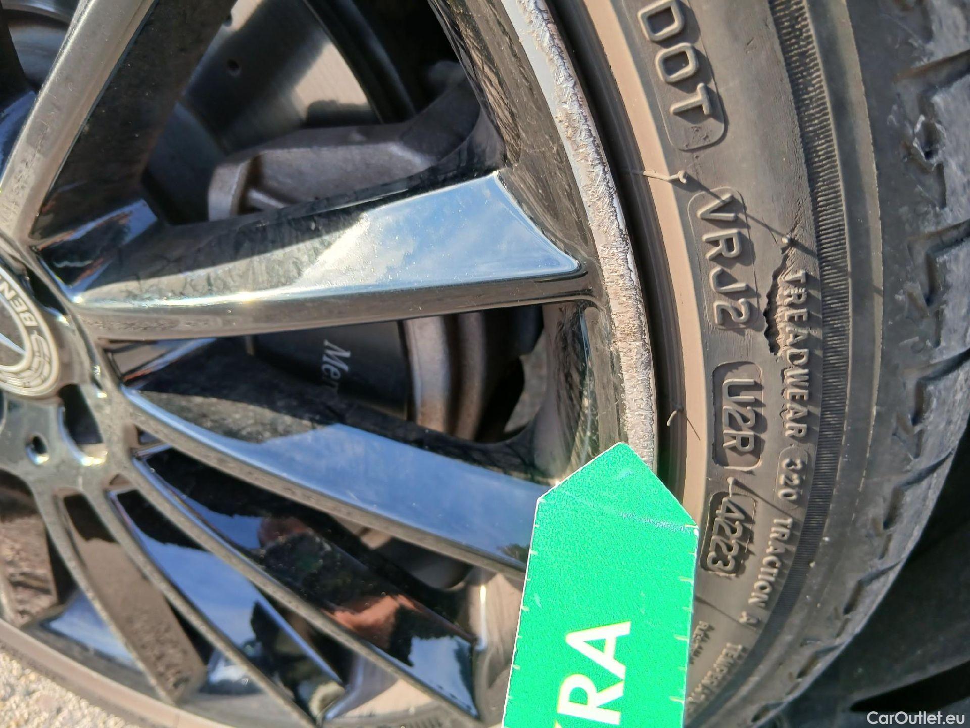  Mercedes  CLA-Klasse MERCEDES-BENZ CLA / 2019 / 5P / familiar CLA 250 e Shooting Brake #35