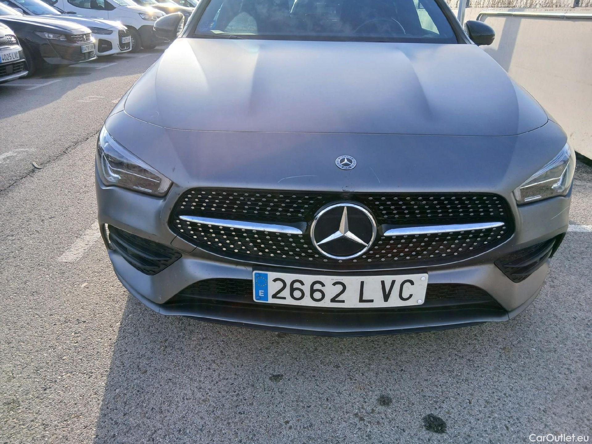  Mercedes  CLA-Klasse MERCEDES-BENZ CLA / 2019 / 5P / familiar CLA 250 e Shooting Brake #6