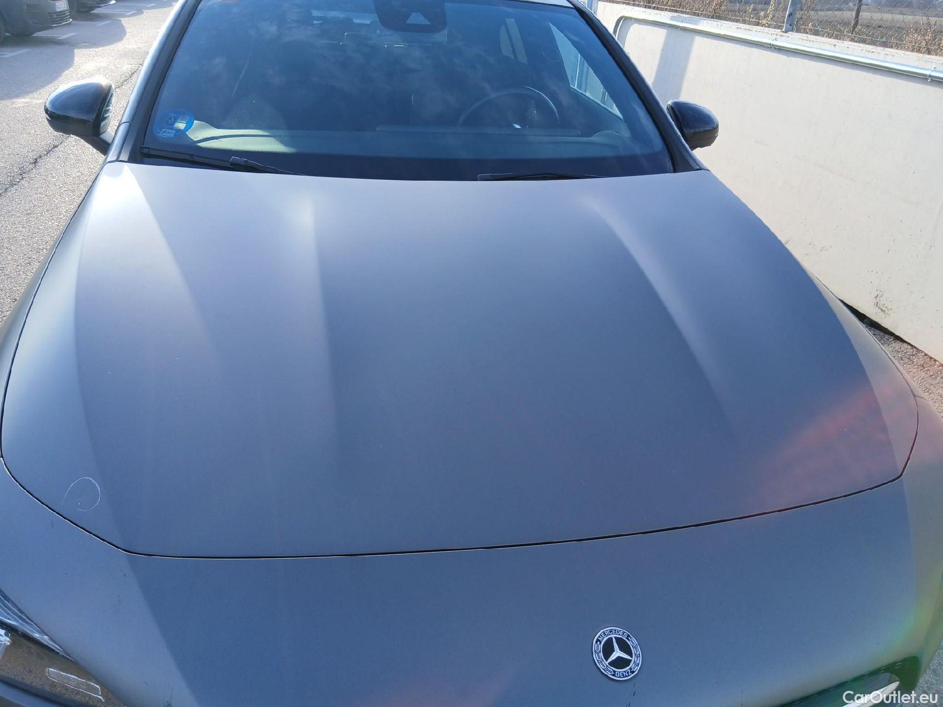  Mercedes  CLA-Klasse MERCEDES-BENZ CLA / 2019 / 5P / familiar CLA 250 e Shooting Brake #3