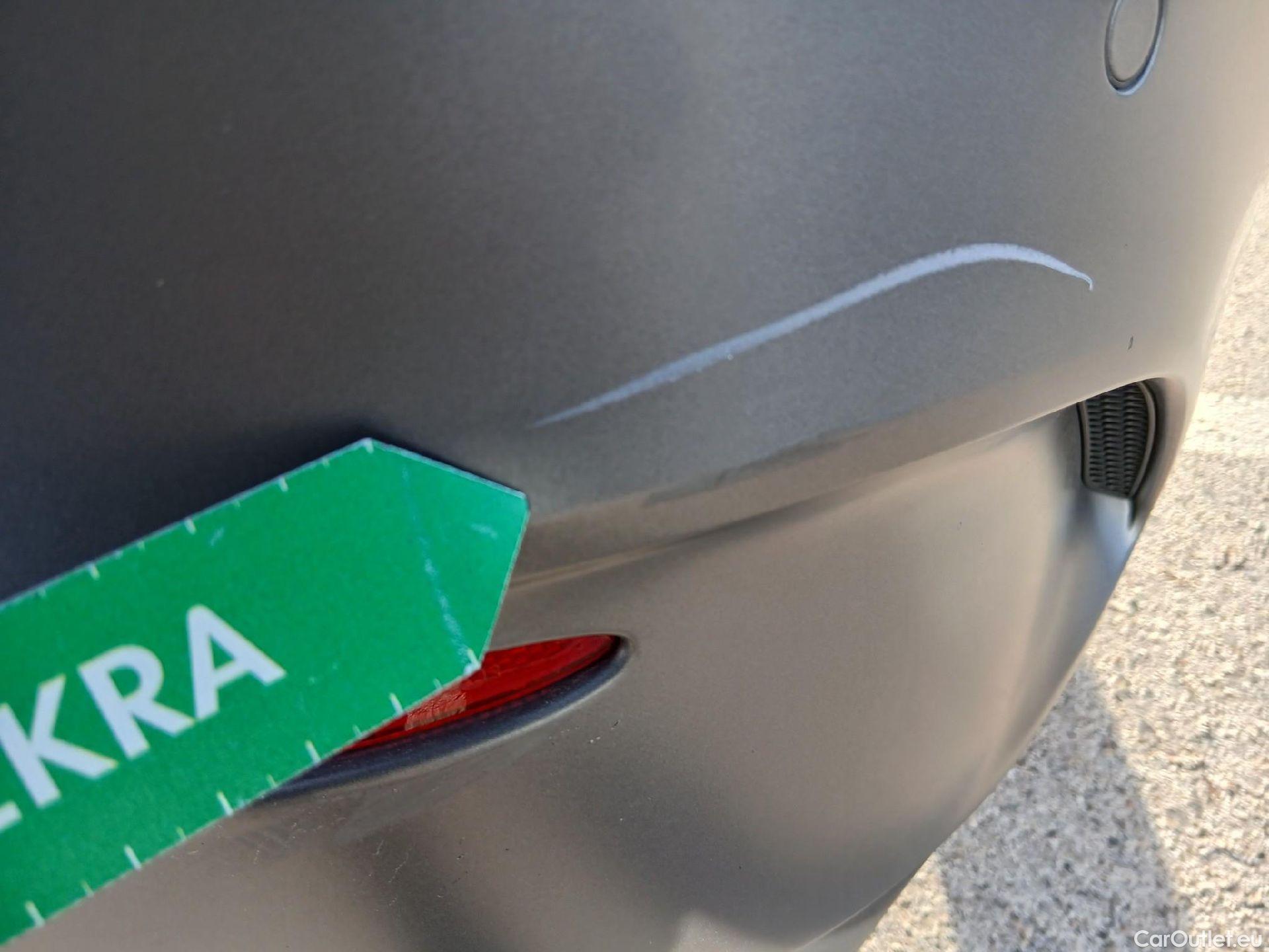  Mercedes  CLA-Klasse MERCEDES-BENZ CLA / 2019 / 5P / familiar CLA 250 e Shooting Brake #18