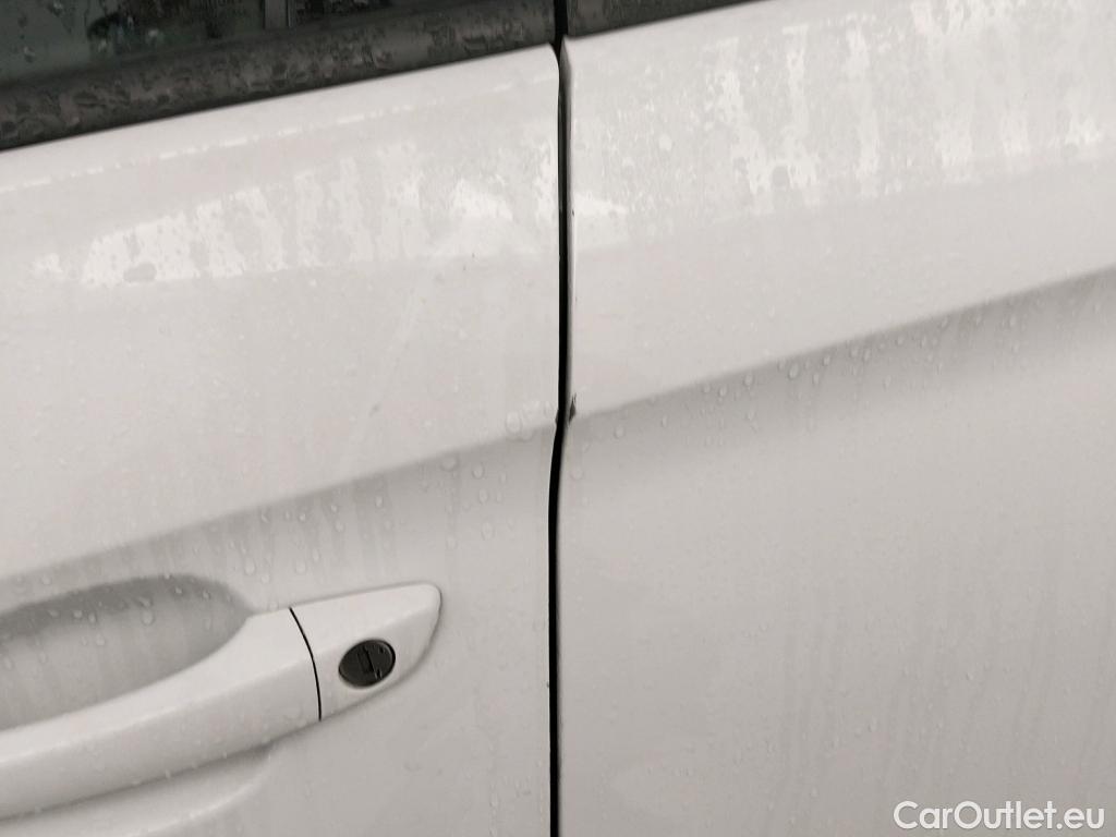  Opel   Grandland X OPEL Grandland / 2021 / 5P / todoterreno 1.5 CDTi Business Edition Auto #13