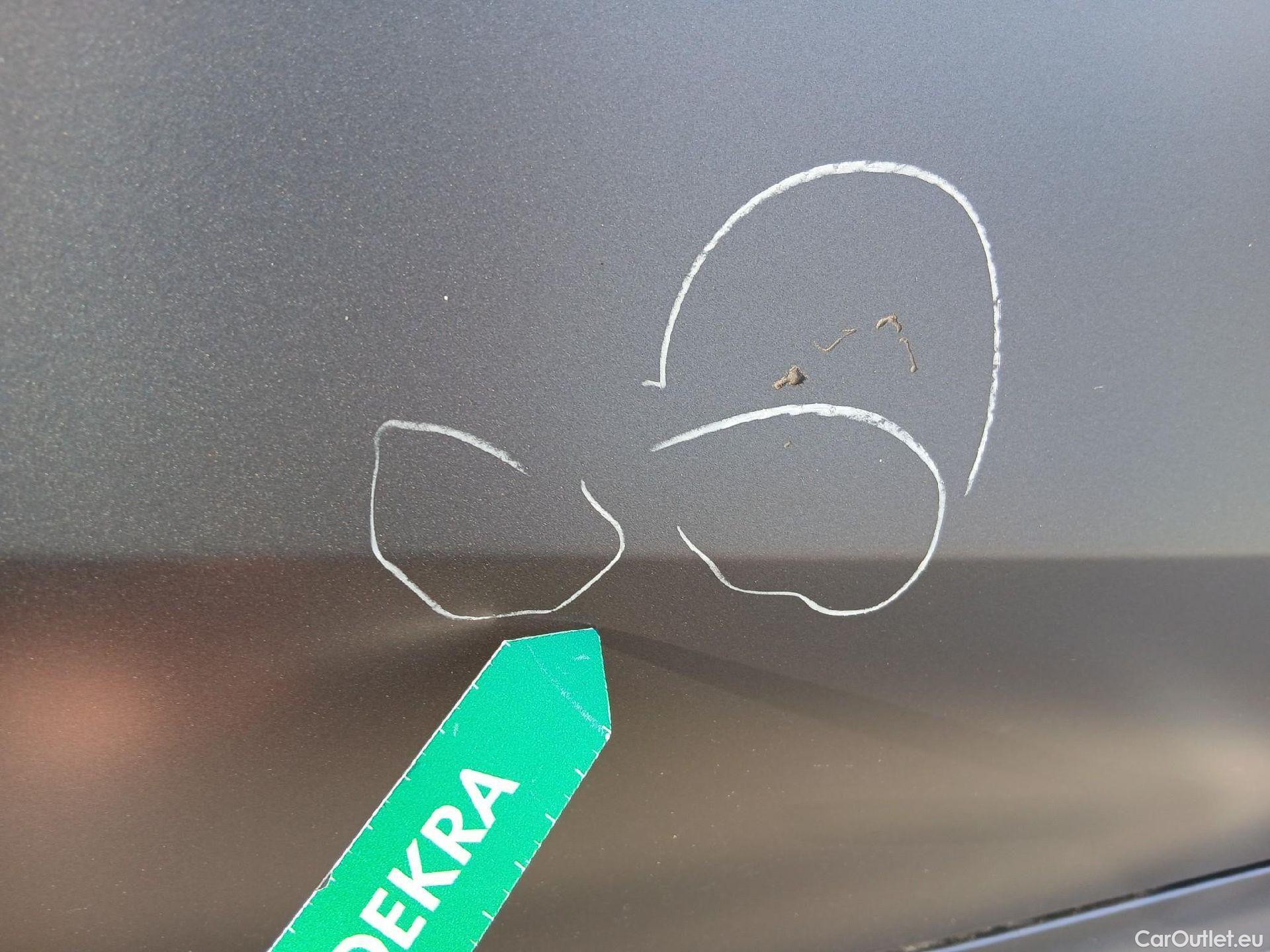  Mercedes  CLA-Klasse MERCEDES-BENZ CLA / 2019 / 5P / familiar CLA 250 e Shooting Brake #31