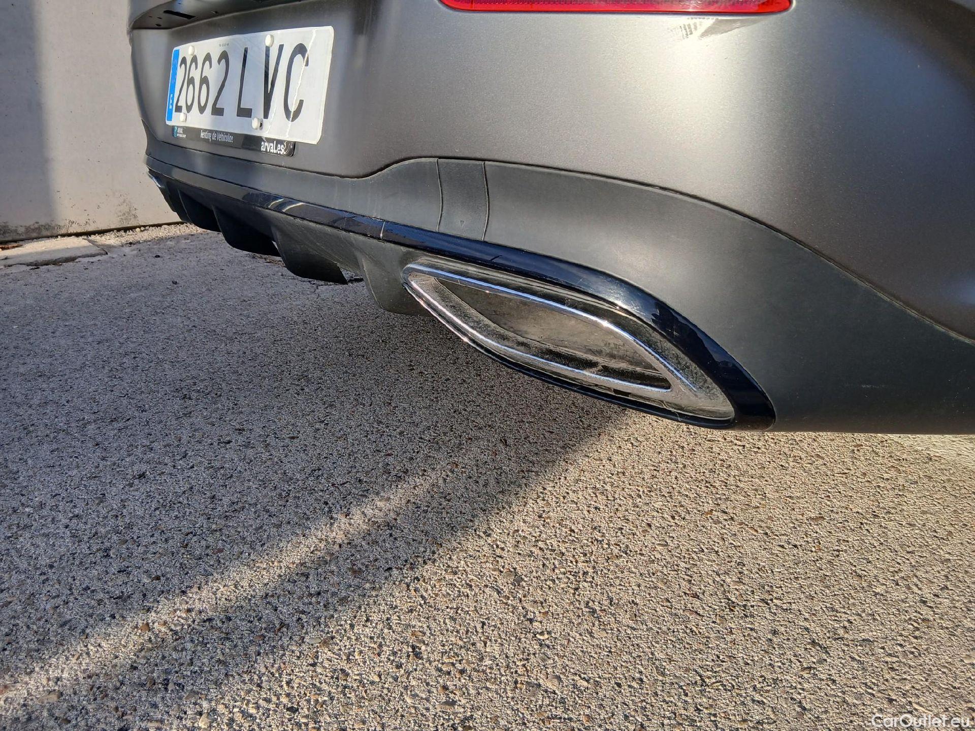  Mercedes  CLA-Klasse MERCEDES-BENZ CLA / 2019 / 5P / familiar CLA 250 e Shooting Brake #22