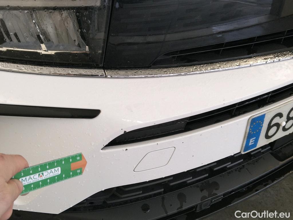  Opel   Grandland X OPEL Grandland / 2021 / 5P / todoterreno 1.5 CDTi Business Edition Auto #18