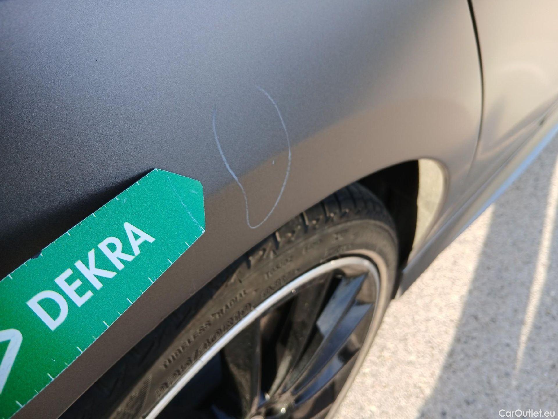  Mercedes  CLA-Klasse MERCEDES-BENZ CLA / 2019 / 5P / familiar CLA 250 e Shooting Brake #24