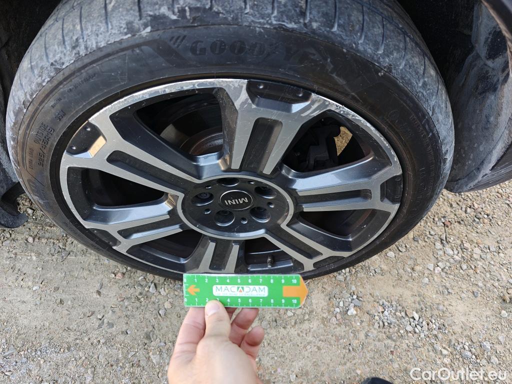  Mini  Countryman MINI  / 2020 / 5P / berlina con portón Cooper S E ALL4 #9