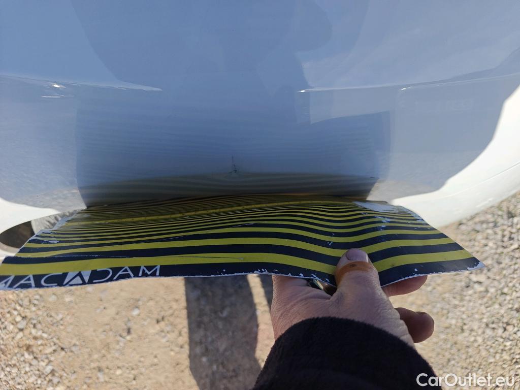  Opel  Corsa OPEL  1.2T XHL 74kW (100CV) Elegance #4