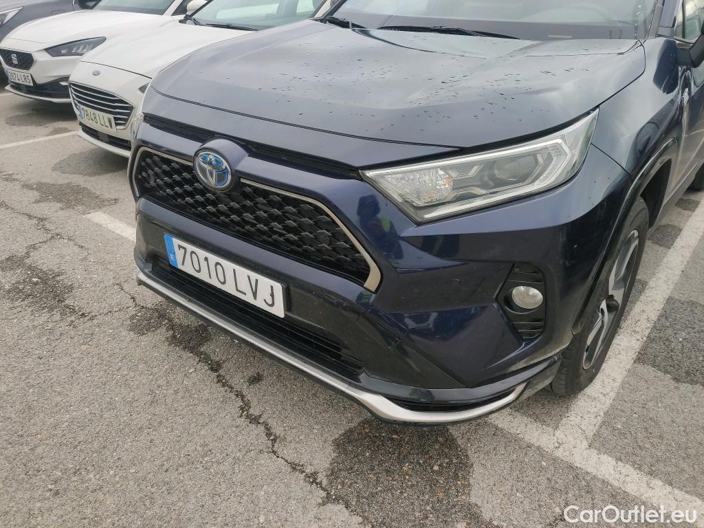  Toyota  RAV4 TOYOTA  / 2018 / 5P / todoterreno 2.5l PLUG-IN 300PH (e-CVT) Advance #18