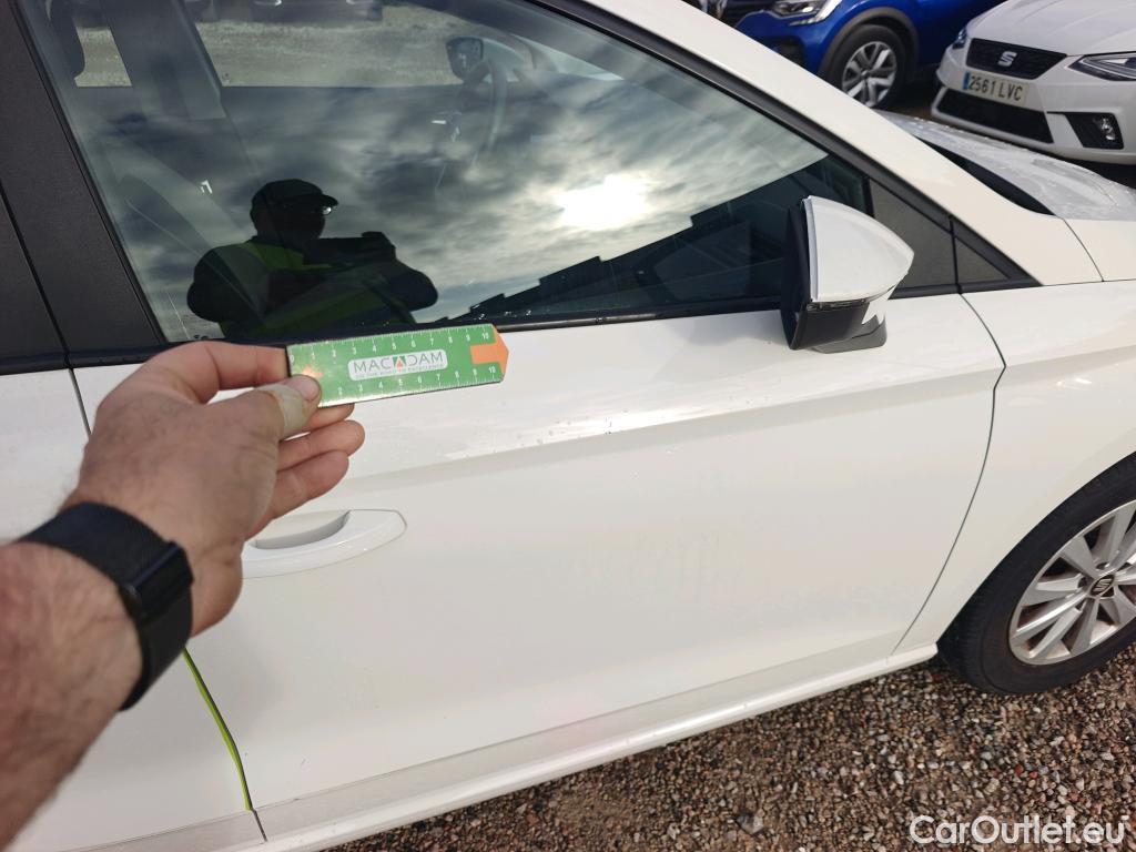  Seat  Ibiza SEAT  / 2017 / 5P / berlina con portón 1.0 TSI 81kW (110CV) Style #30